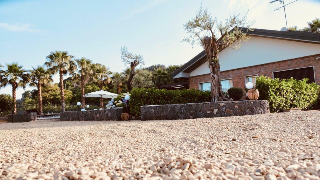 Holiday Homes Borgo Papardo Джаре Екстериор снимка