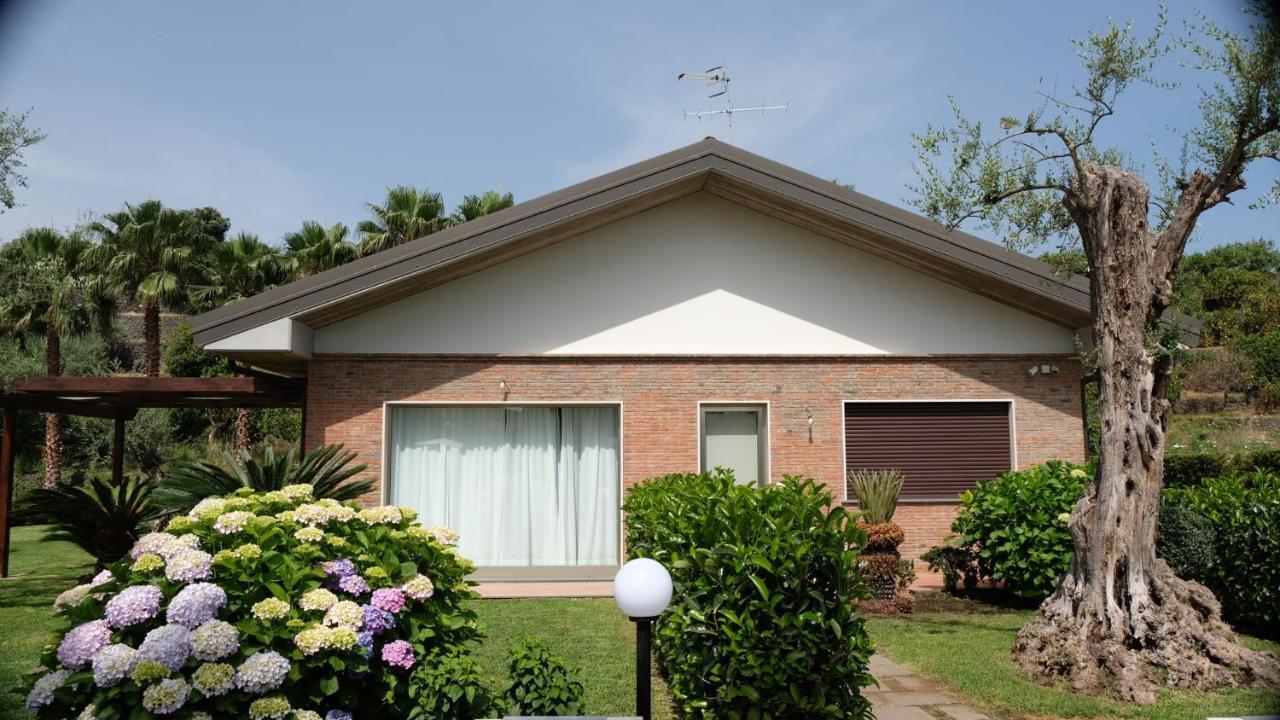 Holiday Homes Borgo Papardo Джаре Екстериор снимка