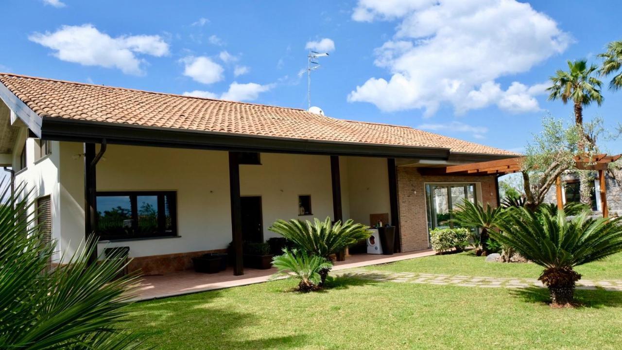 Holiday Homes Borgo Papardo Джаре Екстериор снимка
